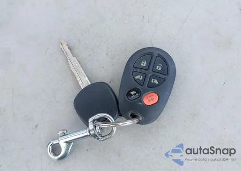 2008 Toyota Sienna Le из США, поврежденный, VIN 5TDZK23CX8S171754